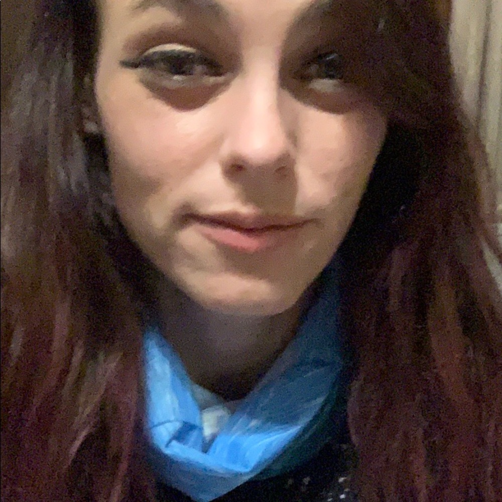 Meet your Posher, Shay